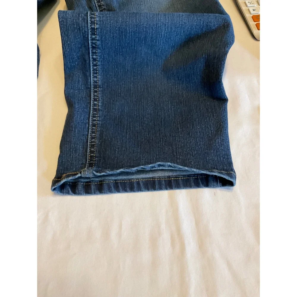 Christopher & Banks Womens Size‎ 8 Dark Wash Denim Capri Jeans High Rise Crop